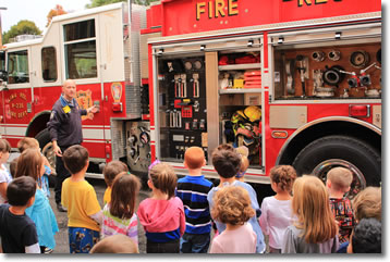 Instruction on fire prevention and fire safety for school students